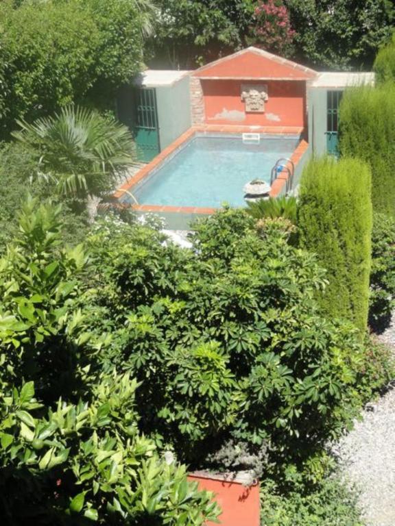 살스-르-샤토 Casa Montes B&B 외부 사진